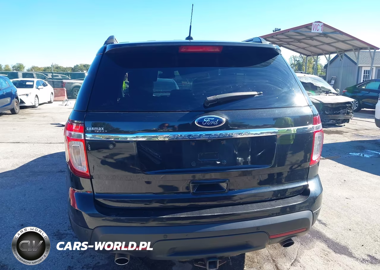 2015 Ford Explorer Xlt VIN:1FM5K8D81FGC68985 - 16