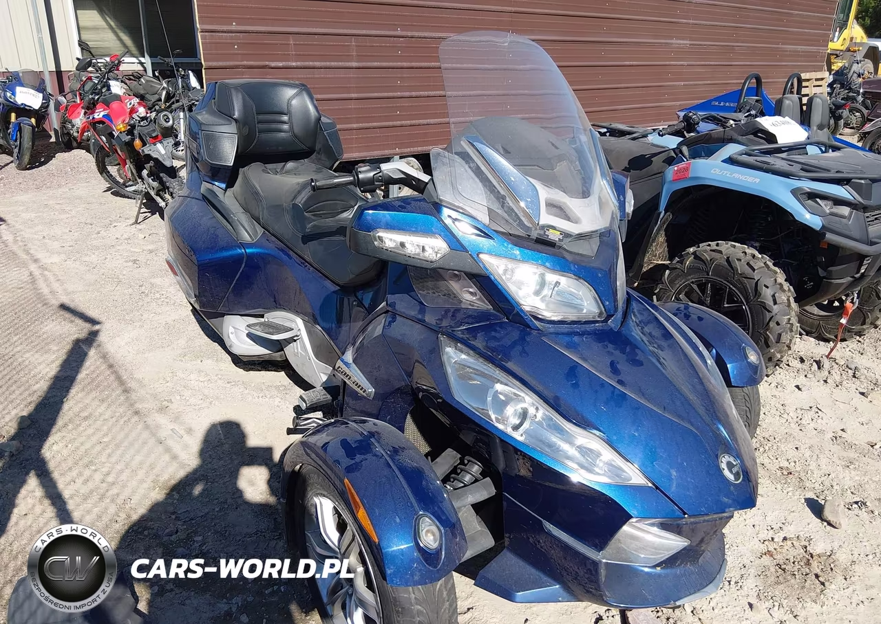 2011 Can-Am Spyder Roadster Rt