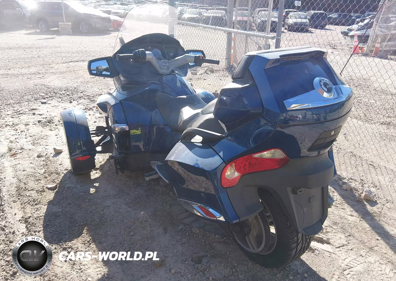 2011 Can-Am Spyder Roadster Rt VIN:2BXJBKC12BV001469 - 3