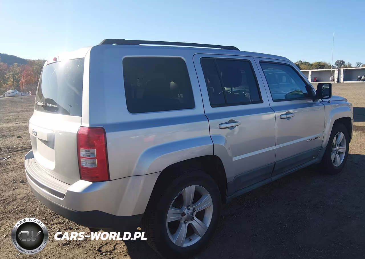 2012 Jeep Patriot Sport VIN:1C4NJRBB1CD506987 - 4