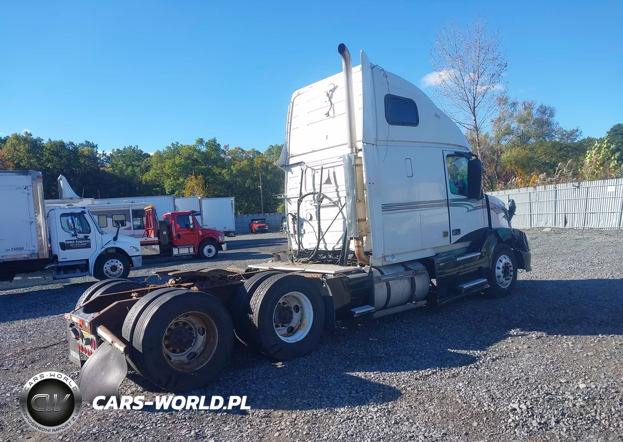 2005 Volvo Vn Vnl VIN:4V4NC9TJ35N370542 - 4