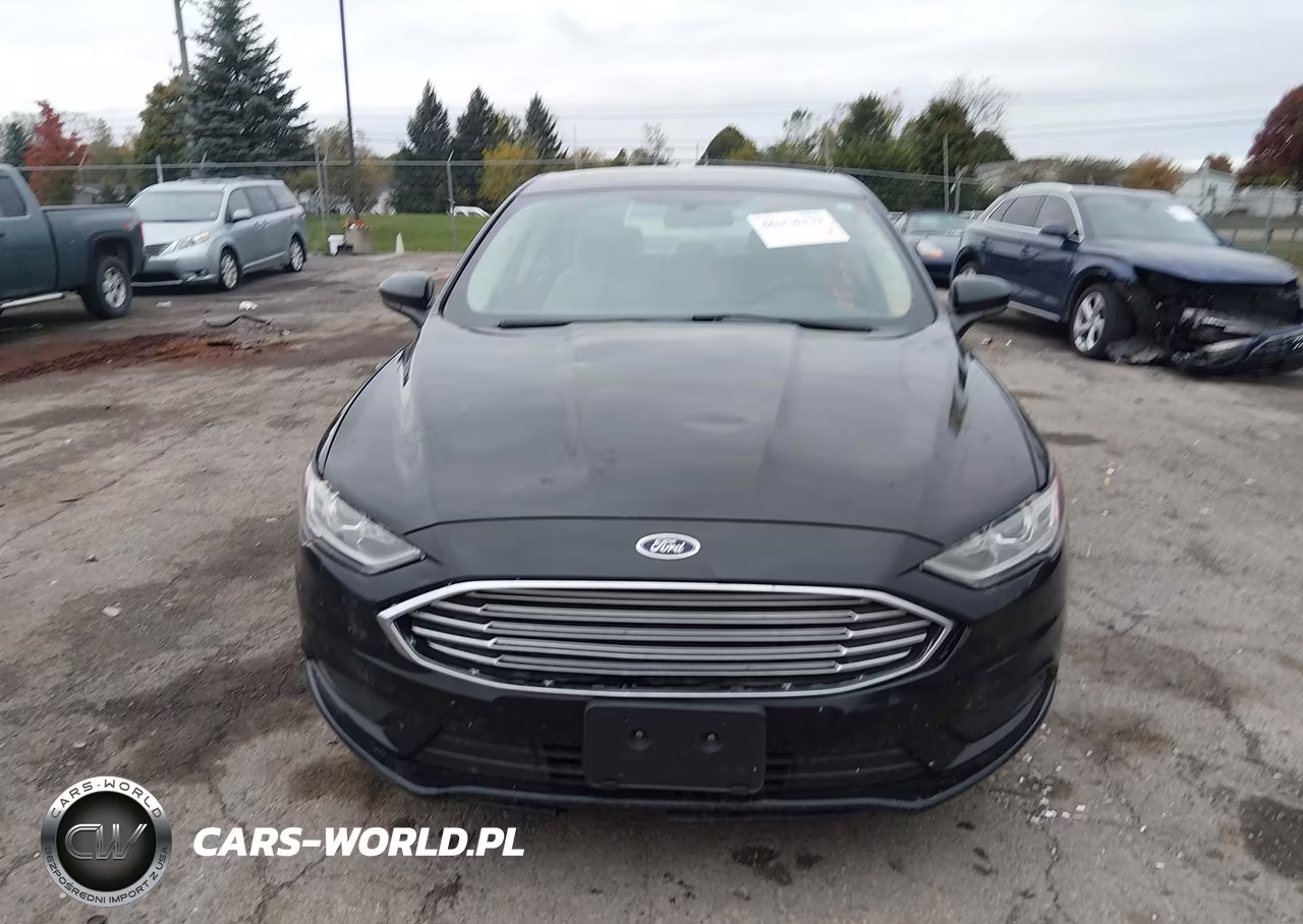 2018 Ford Fusion Hybrid S VIN:3FA6P0UU2JR122564 - 11