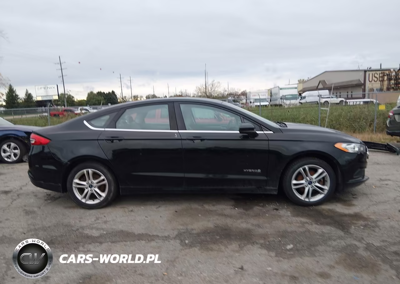 2018 Ford Fusion Hybrid S VIN:3FA6P0UU2JR122564 - 12