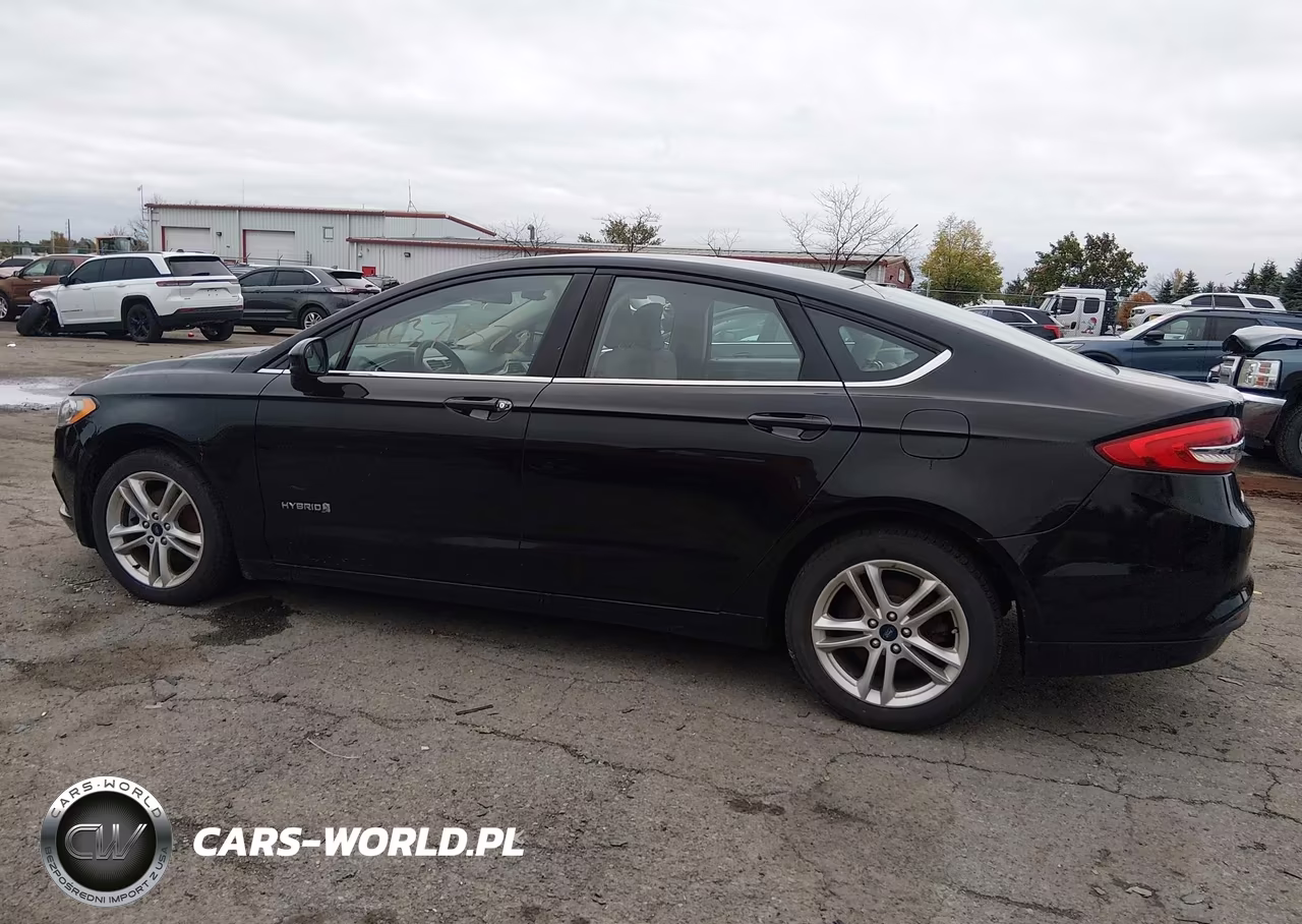 2018 Ford Fusion Hybrid S VIN:3FA6P0UU2JR122564 - 13
