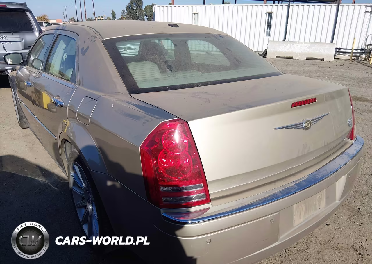 2009 Chrysler 300C Hemi VIN:2C3LA63T59H544204 - 3