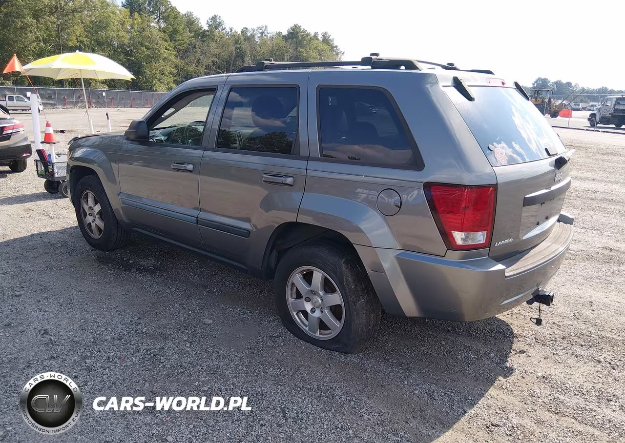 2008 Jeep Grand Cherokee Laredo VIN:1J8GS48K88C129001 - 3