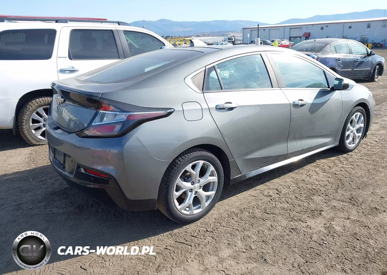 2017 Chevrolet Volt Premier VIN:1G1RB6S5XHU107552 - 4
