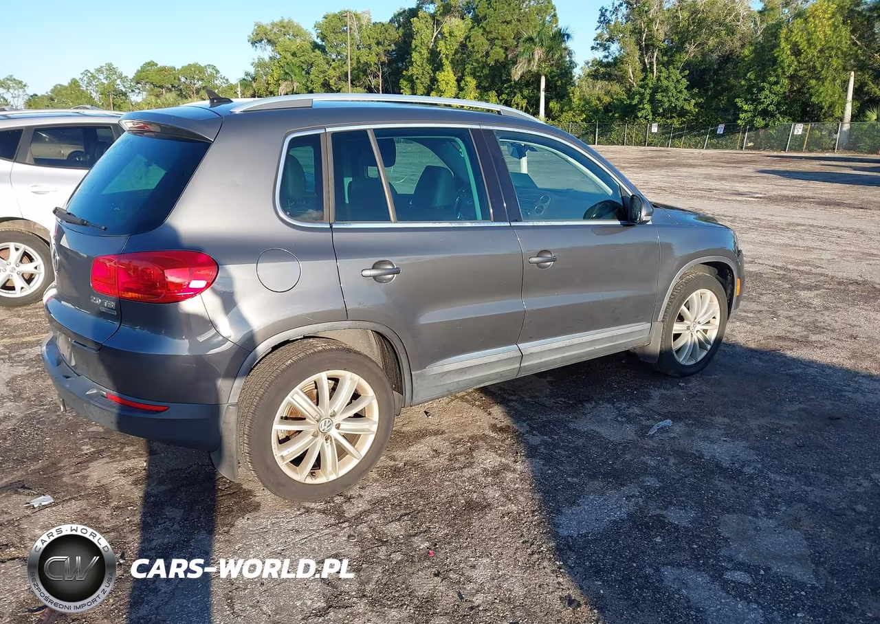 2013 Volkswagen Tiguan Se VIN:WVGBV3AX9DW608489 - 4