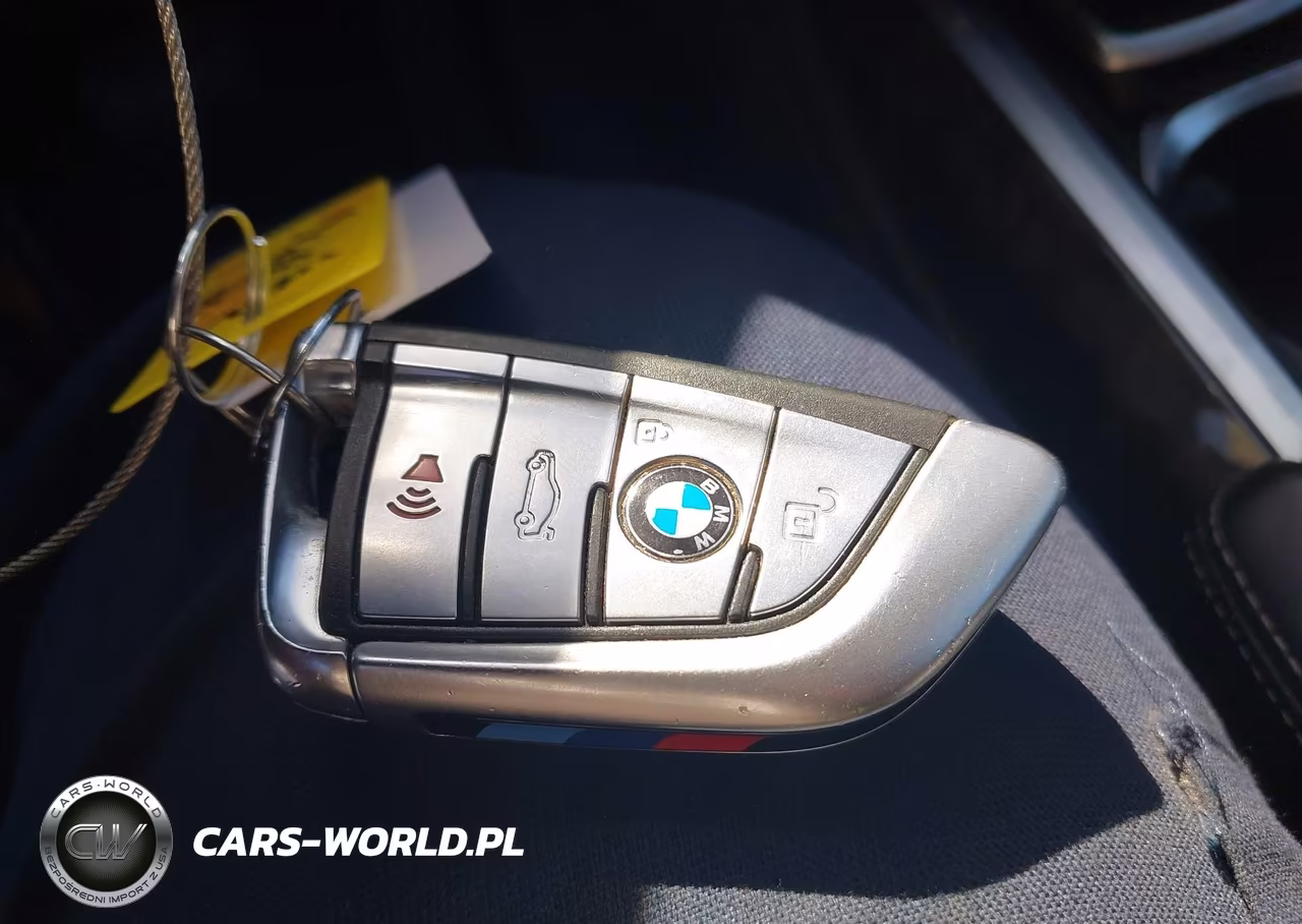 2018 BMW Alpina B7 xDrive VIN:WBA7F2C54JG424237 - 11