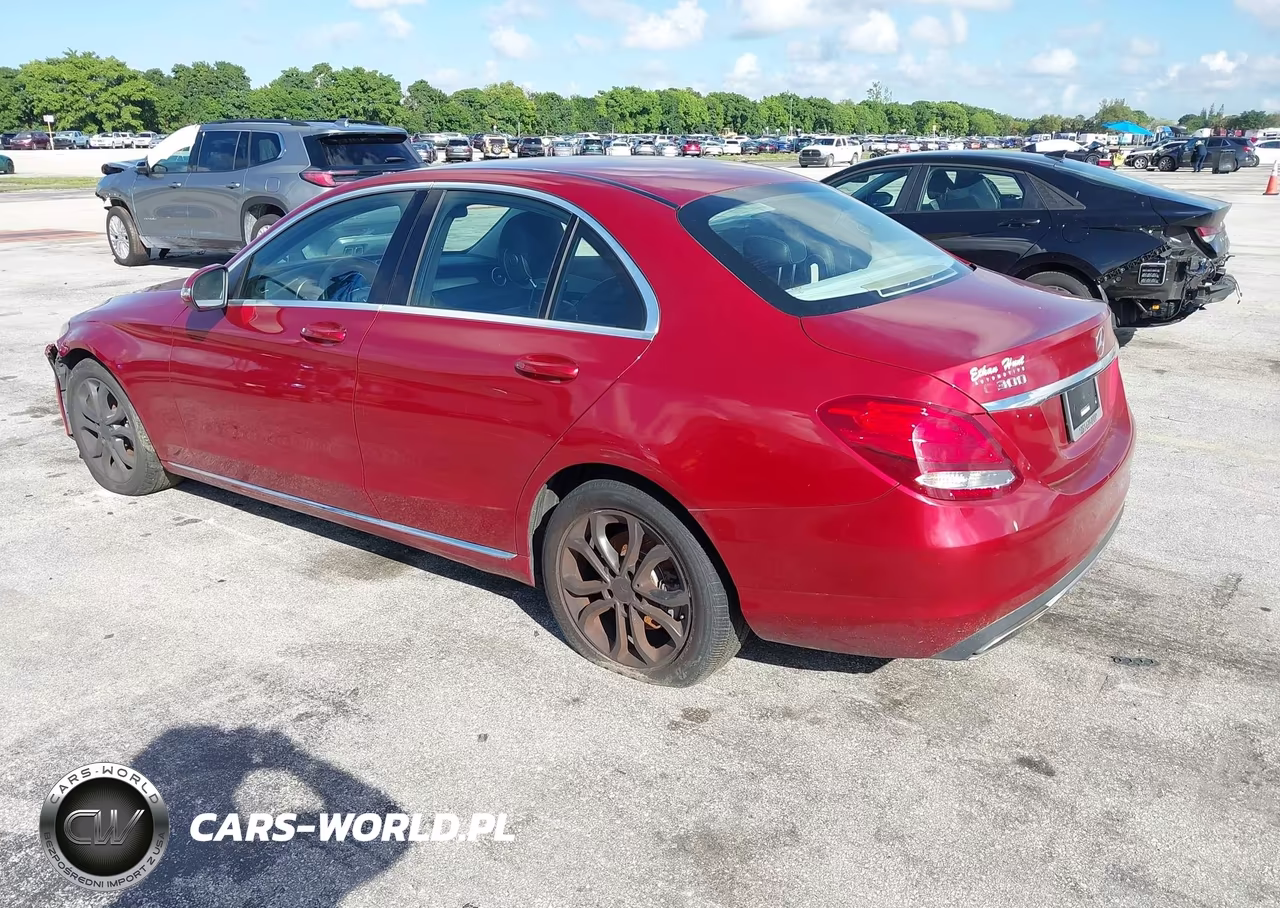2016 Mercedes-Benz C 300 VIN:55SWF4JB3GU130798 - 3