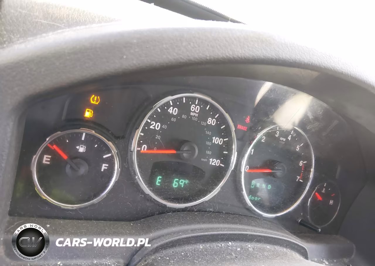 2011 Jeep Liberty Sport VIN:1J4PN2GK2BW512145 - 7