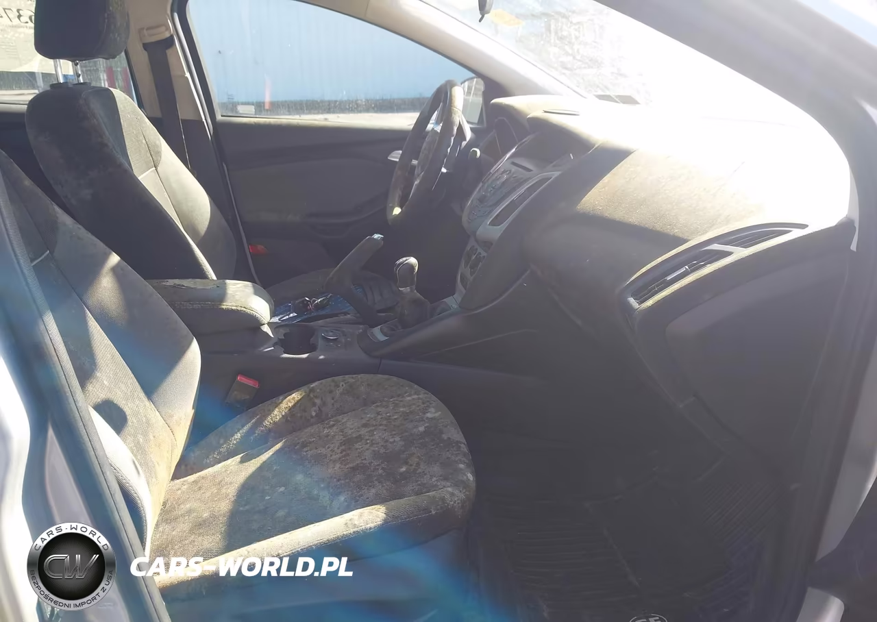 2014 Ford Focus Se VIN:1FADP3F28EL448487 - 5