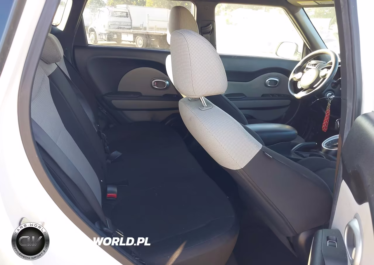 2018 Kia Soul VIN:KNDJN2A29J7592329 - 8