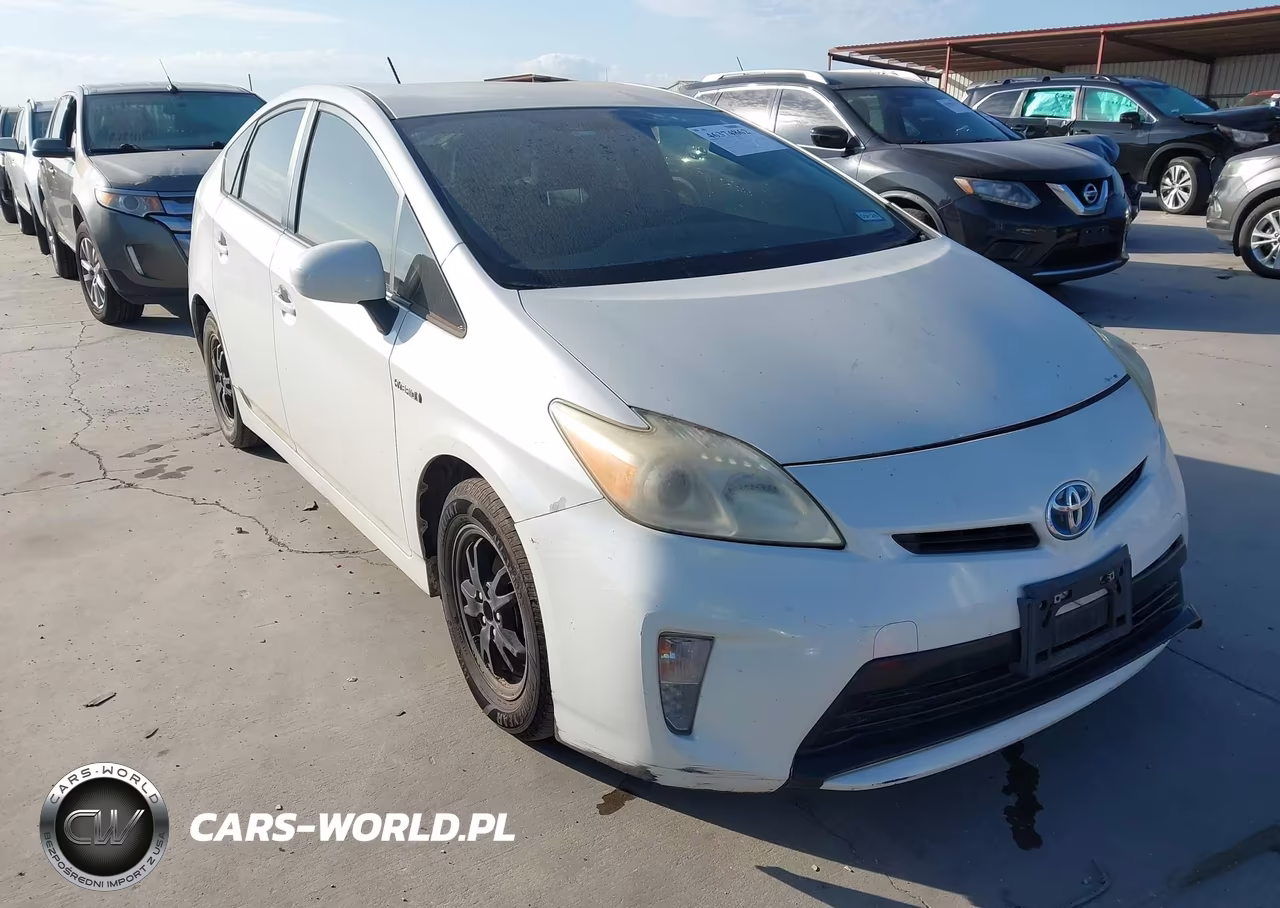 2013 Toyota Prius Two – zdjęcie 1 z 17