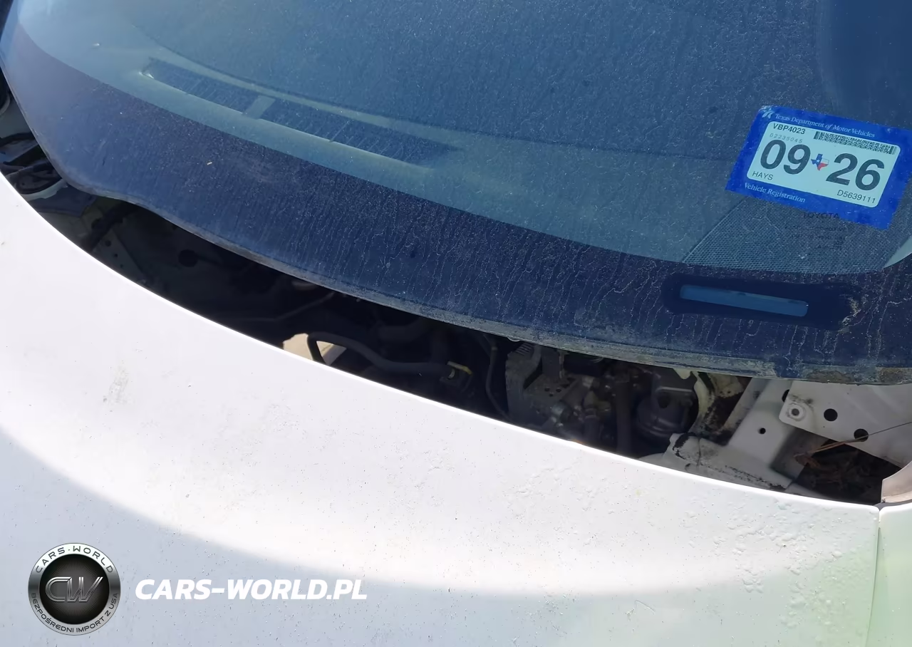2013 Toyota Prius Two VIN:JTDKN3DU0D5639111 - 17