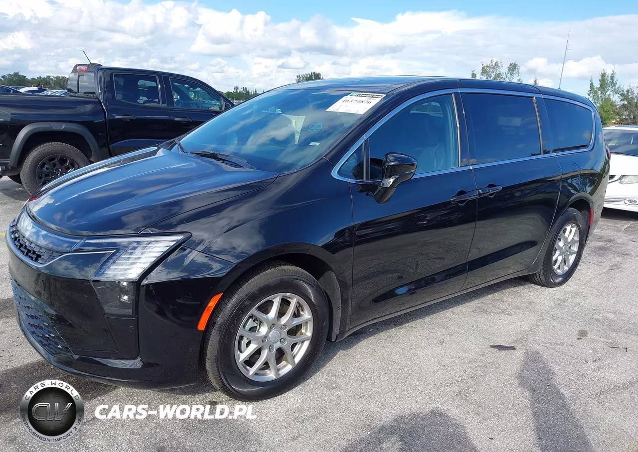 2027 Chrysler Pacifica VIN:2C4RC1BG0VR573346 - 18