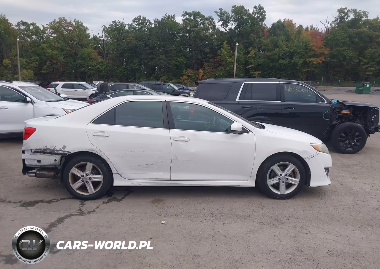 2013 Toyota Camry Se VIN:4T1BF1FK4DU645234 - 13