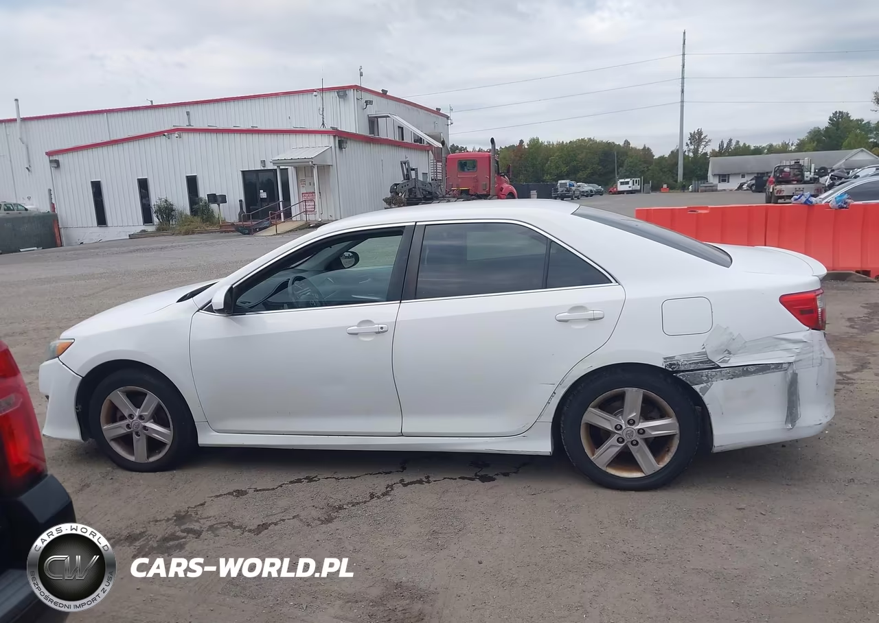 2013 Toyota Camry Se VIN:4T1BF1FK4DU645234 - 14