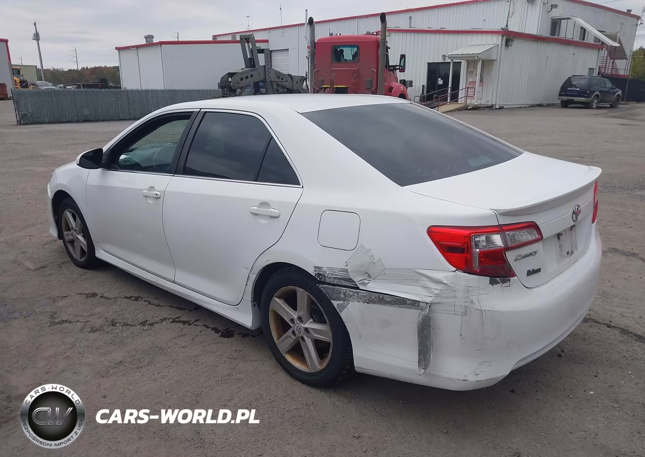 2013 Toyota Camry Se VIN:4T1BF1FK4DU645234 - 3