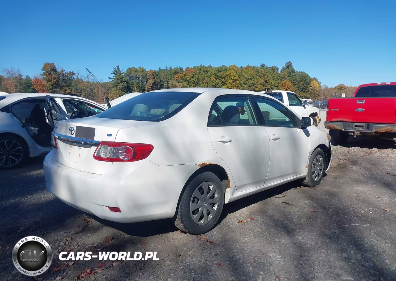 2011 Toyota Corolla Le VIN:2T1BU4EE1BC592333 - 4