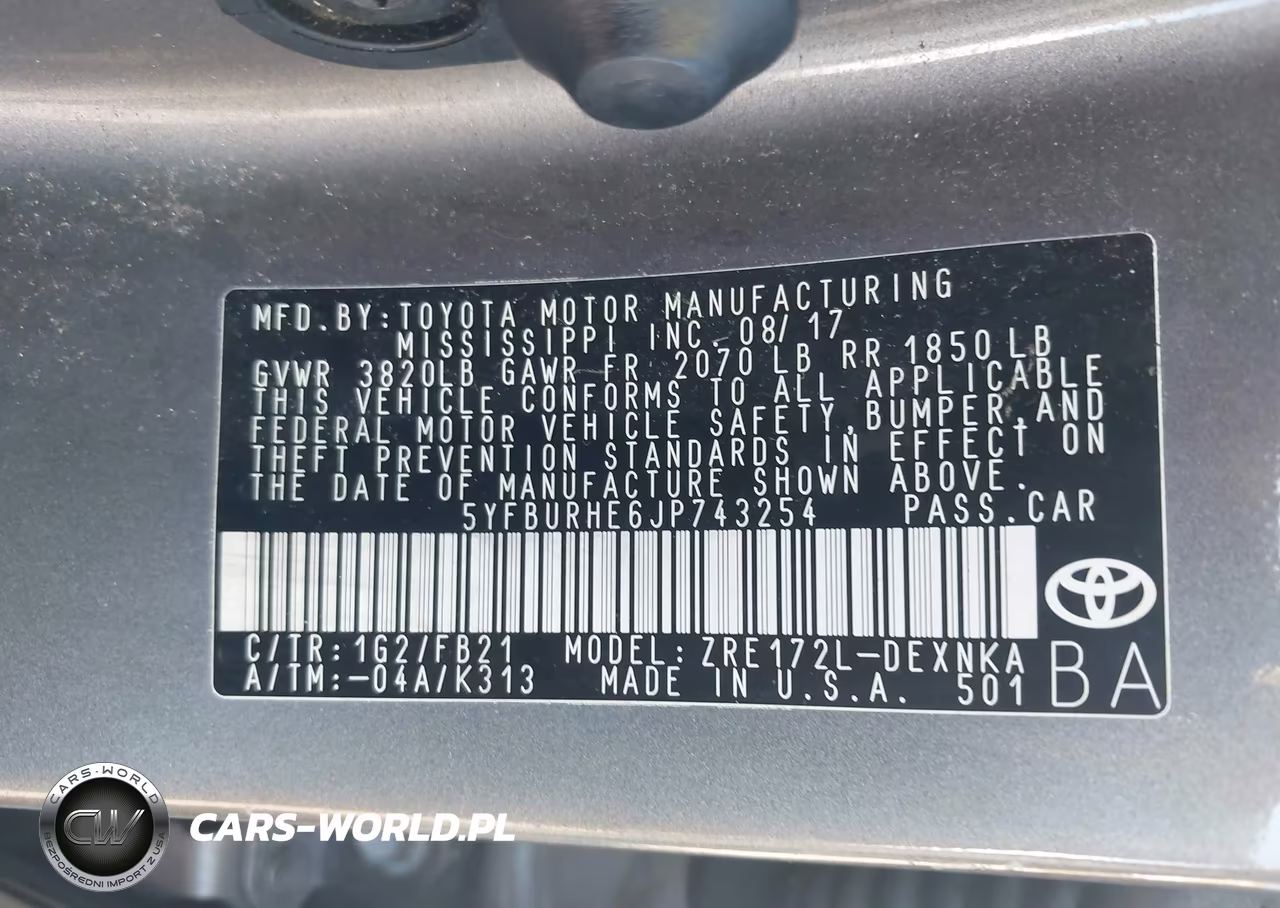 2018 Toyota Corolla Le VIN:5YFBURHE6JP743254 - 9