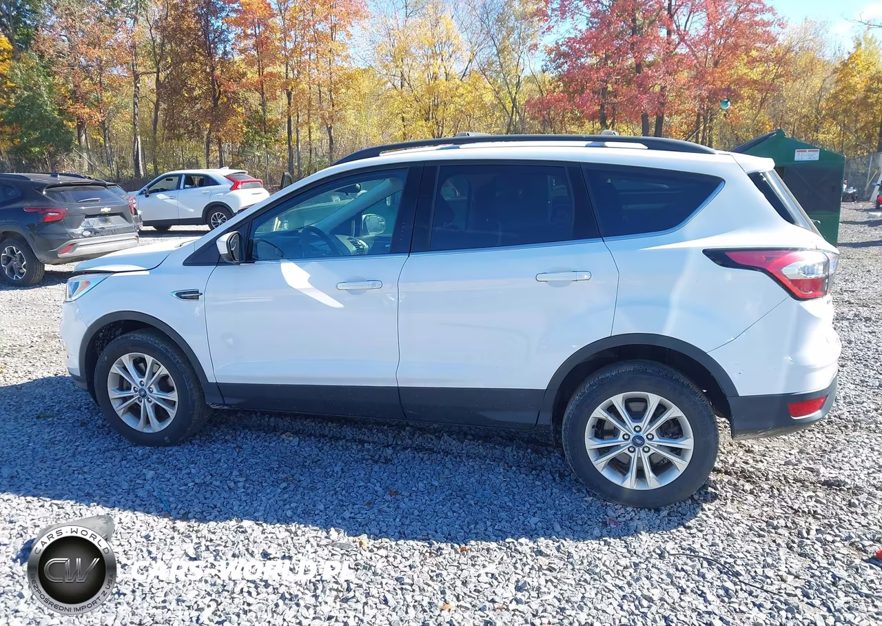 2018 Ford Escape Se VIN:1FMCU9GD6JUD40323 - 14