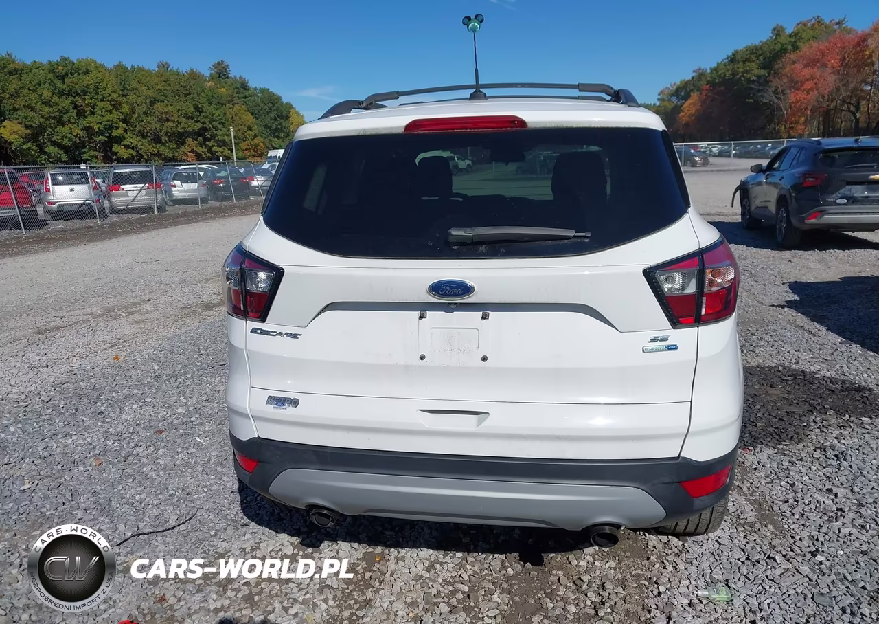 2018 Ford Escape Se VIN:1FMCU9GD6JUD40323 - 16
