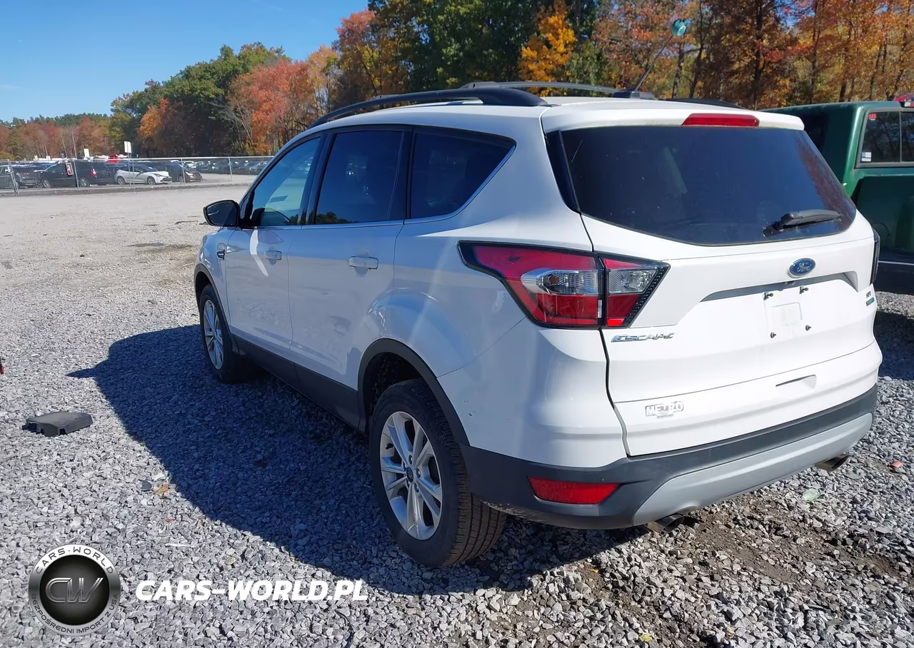 2018 Ford Escape Se VIN:1FMCU9GD6JUD40323 - 3