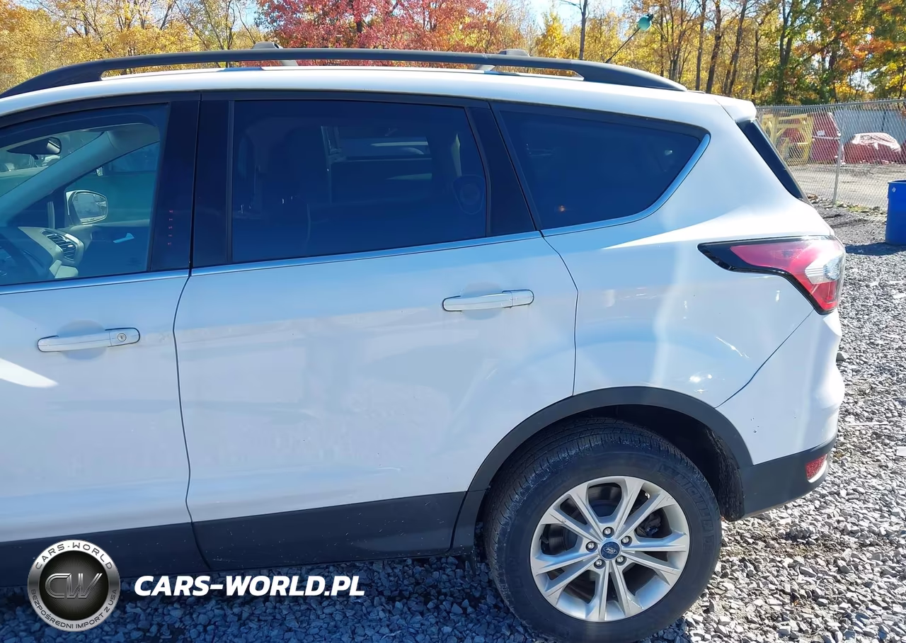 2018 Ford Escape Se VIN:1FMCU9GD6JUD40323 - 6