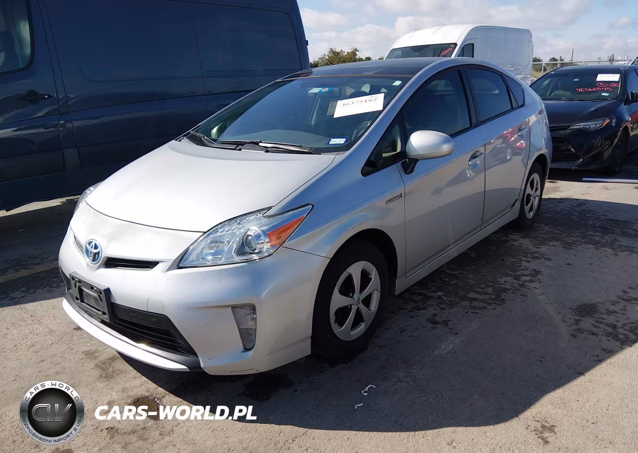 2013 Toyota Prius Three VIN:JTDKN3DU2D5648182 - 2