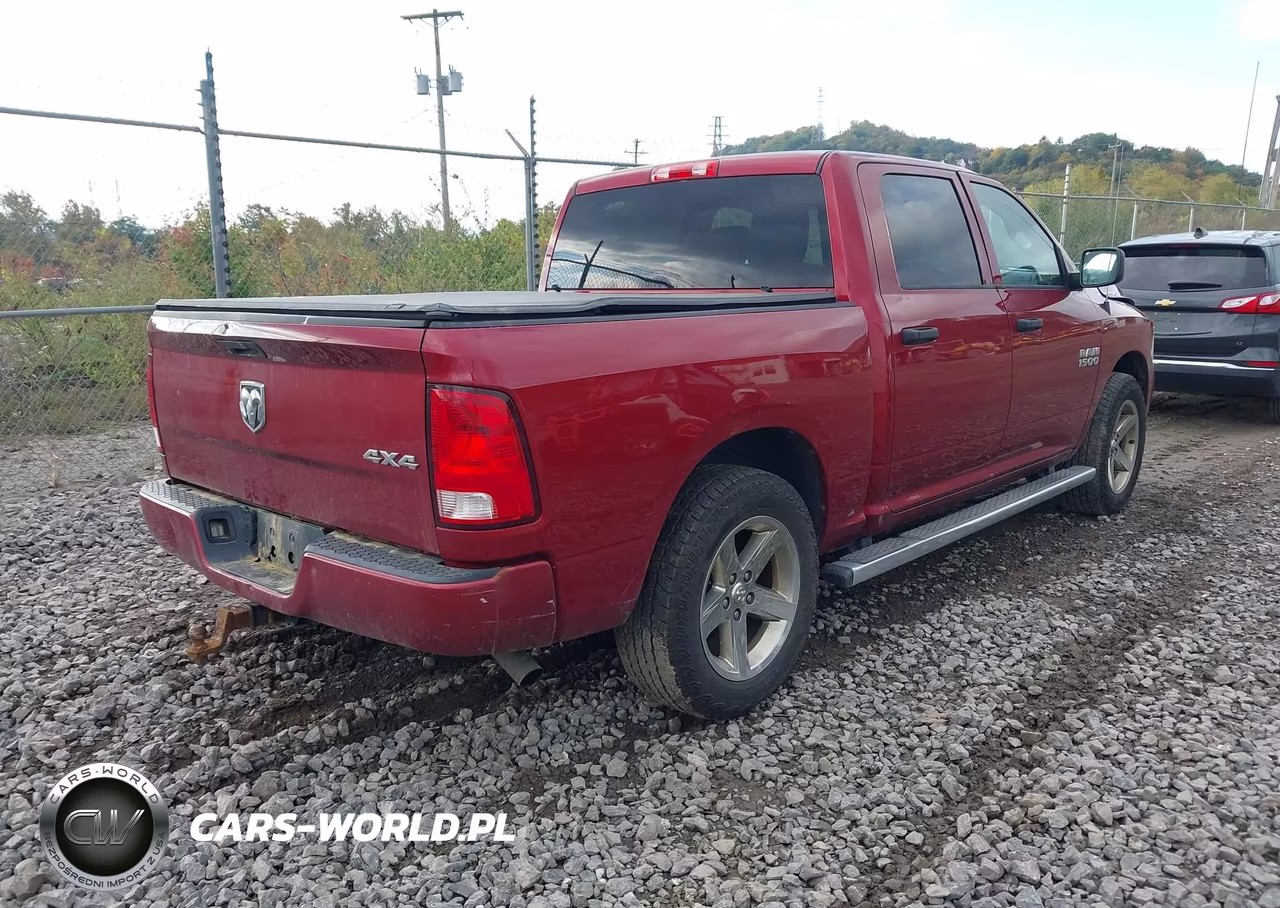 2015 Ram 1500 Express VIN:1C6RR7KG8FS586886 - 4