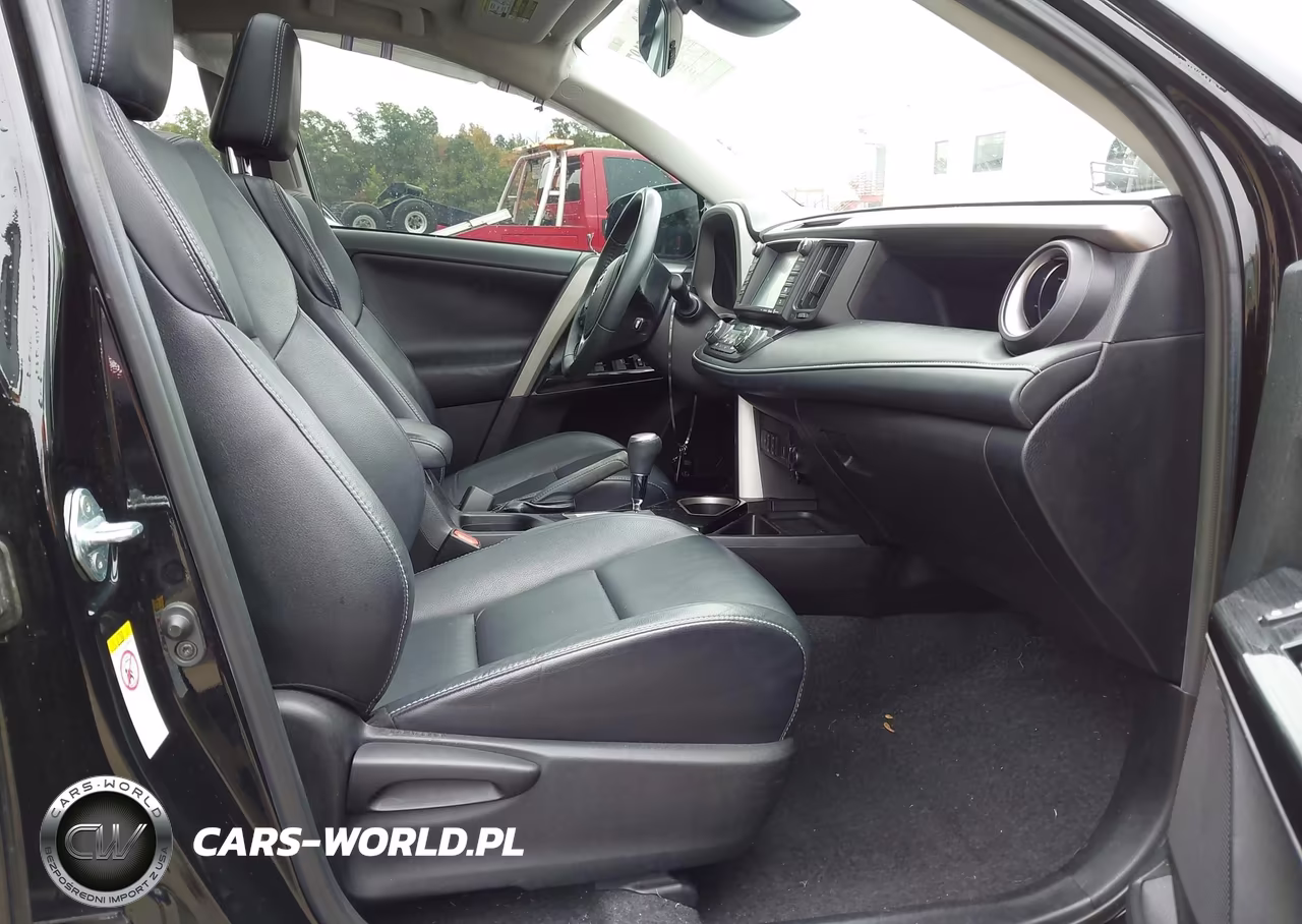 2017 Toyota Rav4 Limited VIN:2T3DFREV8HW621082 - 5