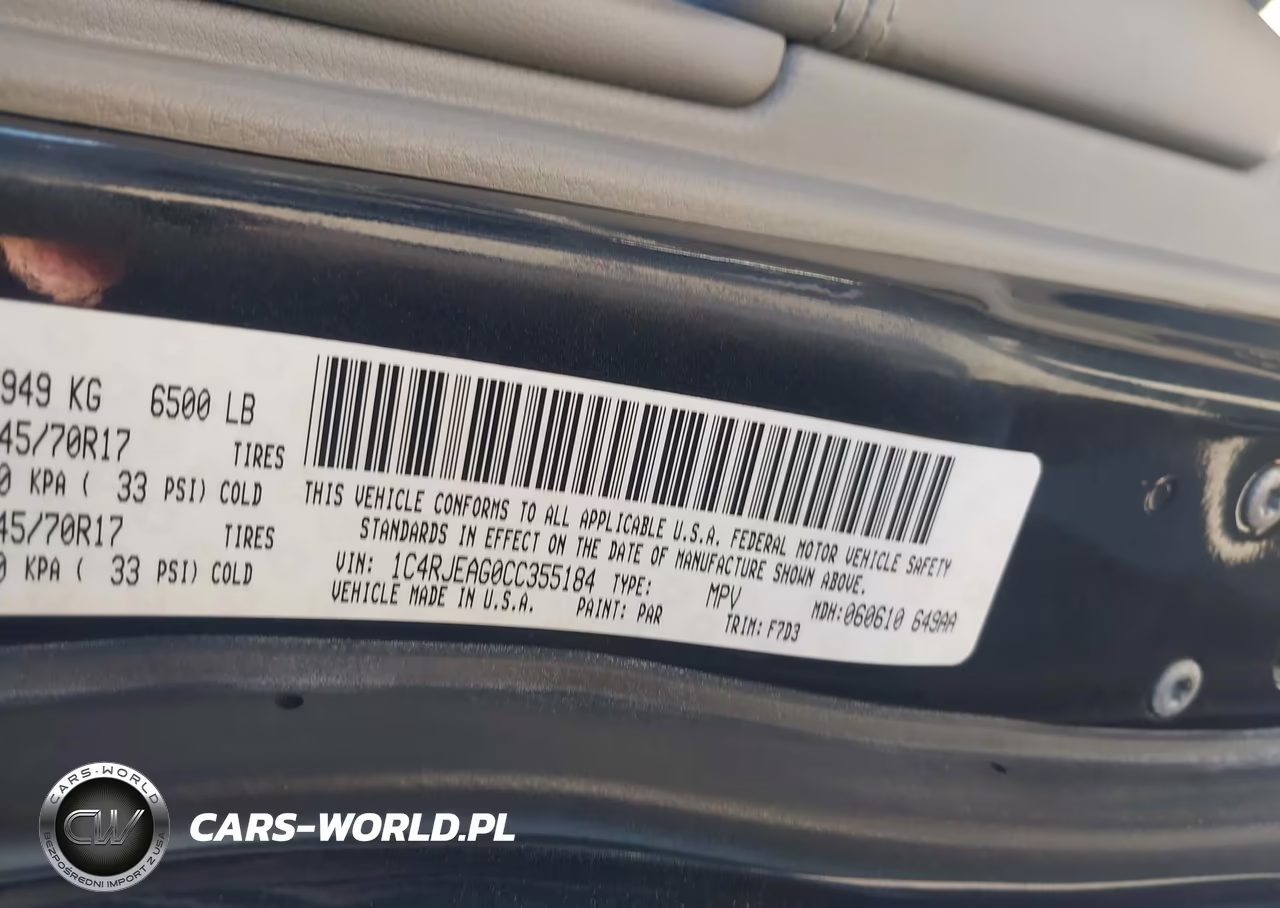 2012 Jeep Grand Cherokee Laredo VIN:1C4RJEAG0CC355184 - 9
