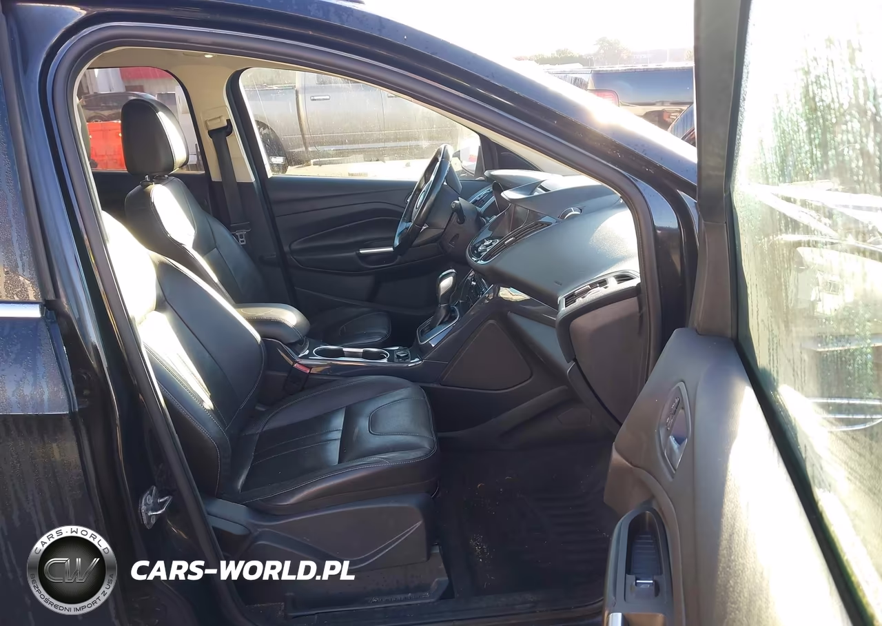 2013 Ford Escape Titanium VIN:1FMCU9J9XDUB15802 - 5