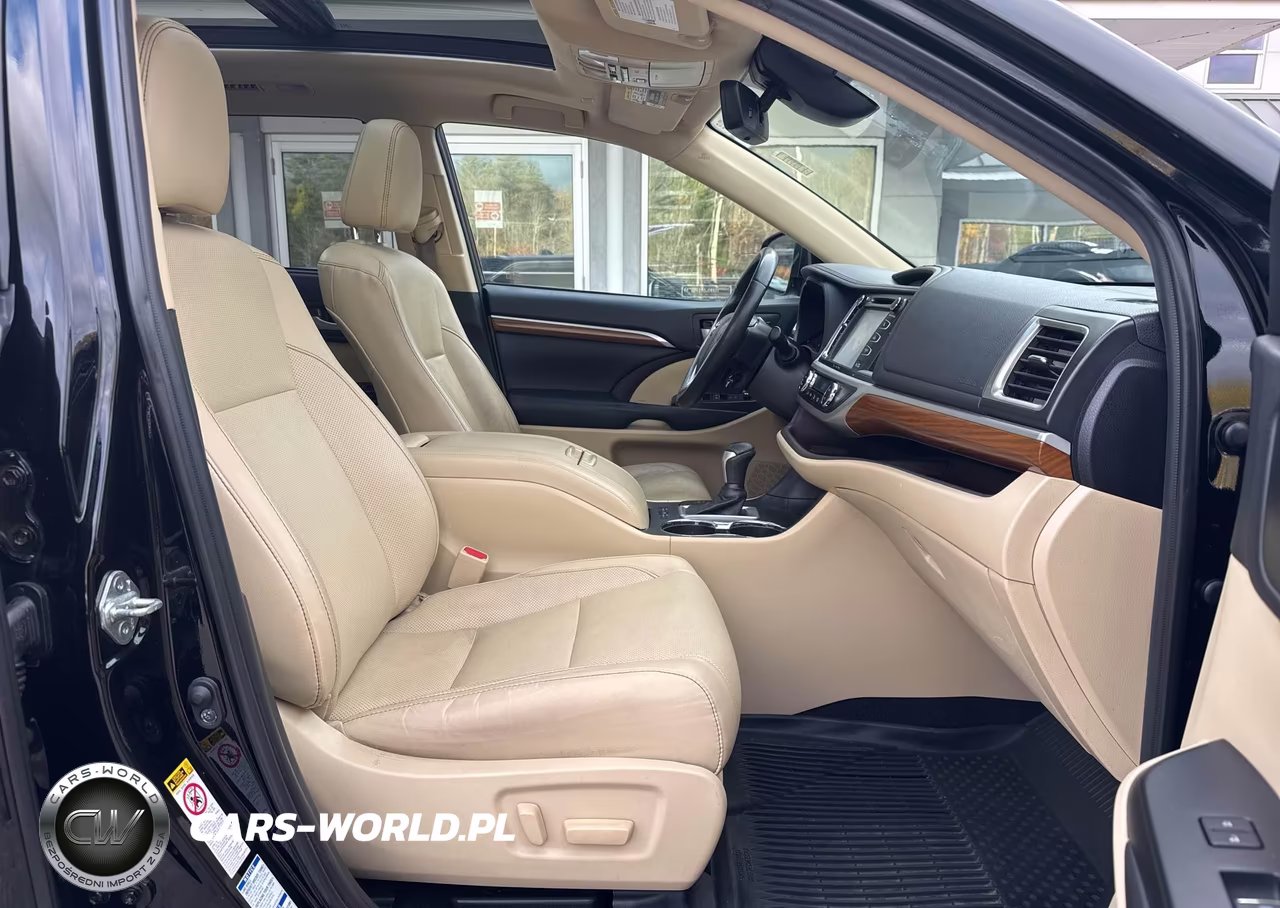 2019 Toyota Highlander Hybrid Limited Platinum VIN:5TDDGRFH2KS053684 - 5