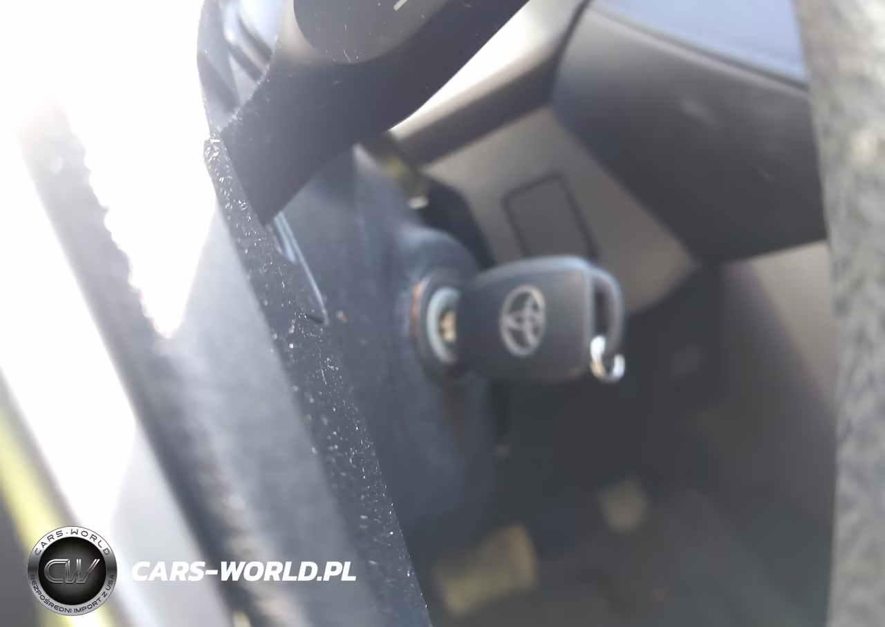 2016 Toyota Rav4 Le VIN:JTMZFREV2GJ086415 - 11