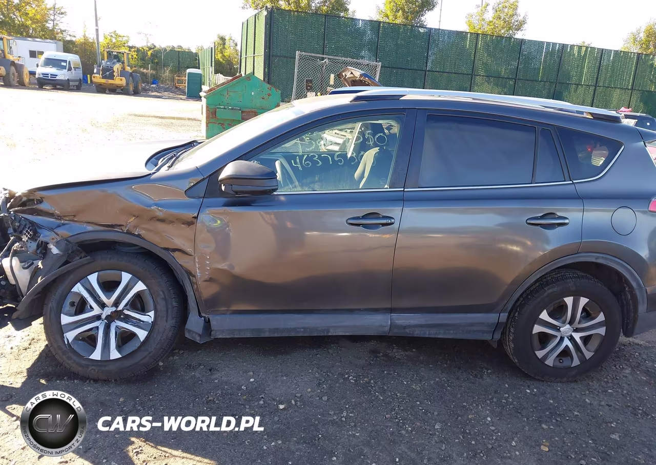 2016 Toyota Rav4 Le VIN:JTMZFREV2GJ086415 - 14