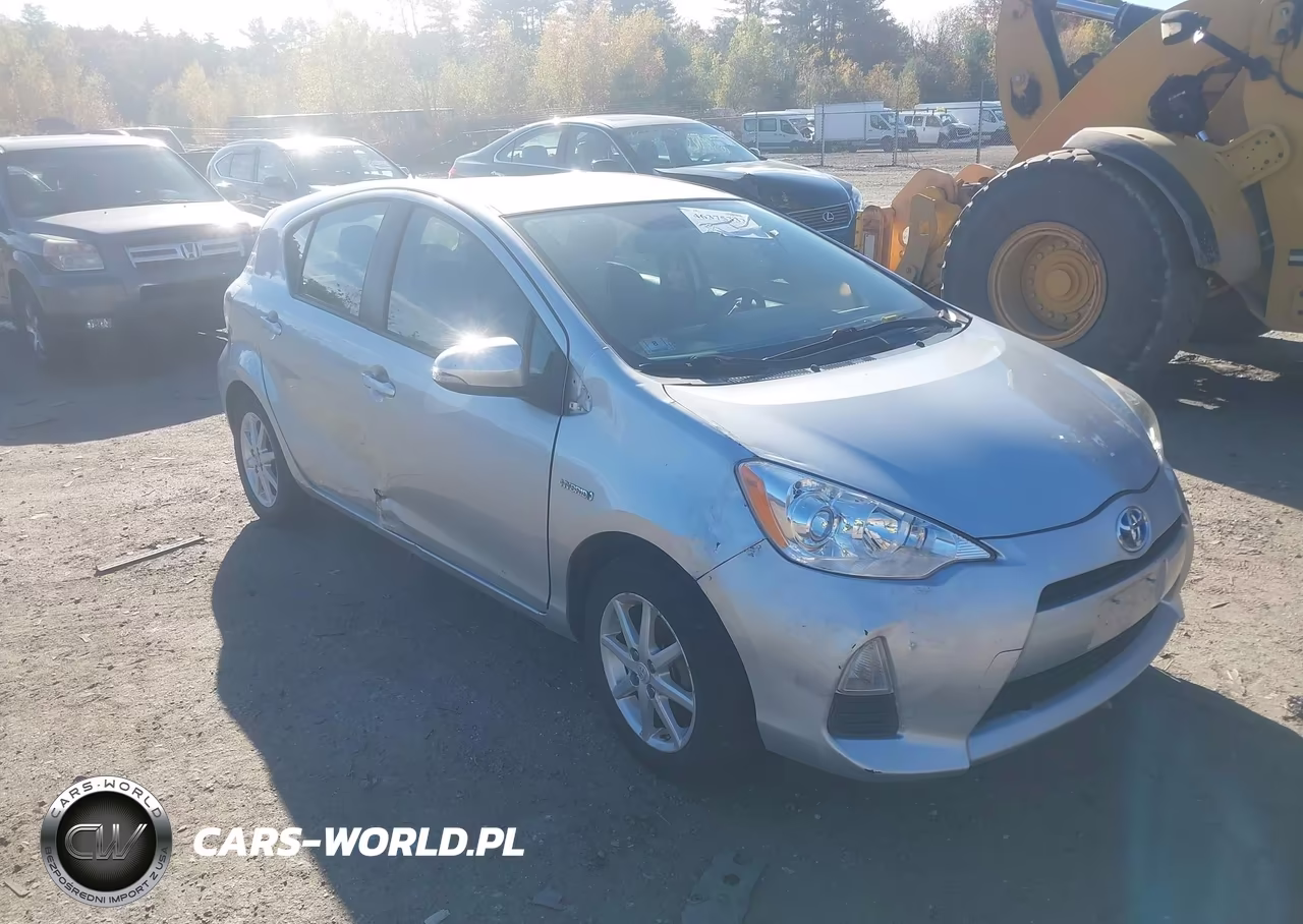 2014 Toyota Prius C Three