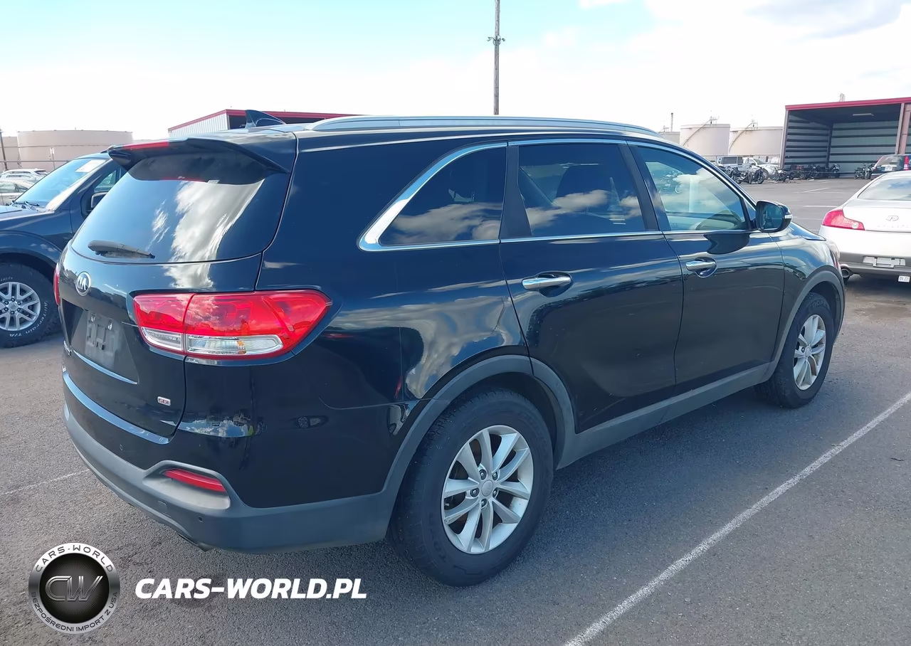 2017 Kia Sorento 2.4L Lx VIN:5XYPG4A39HG267413 - 4