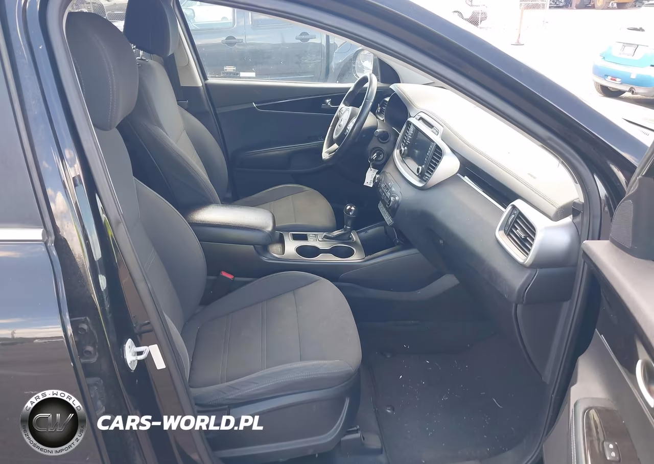 2017 Kia Sorento 2.4L Lx VIN:5XYPG4A39HG267413 - 5