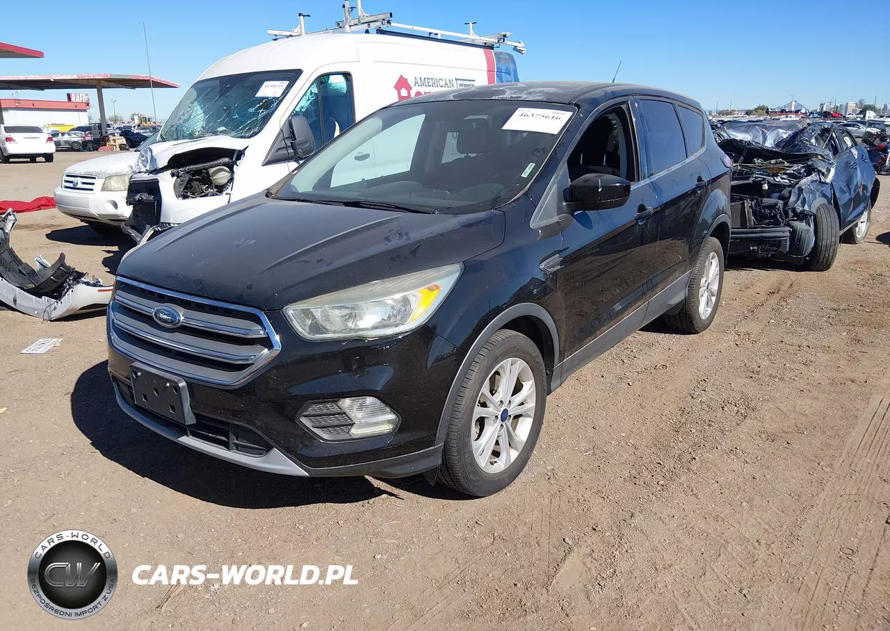 2017 Ford Escape Se VIN:1FMCU0GD9HUB53390 - 6