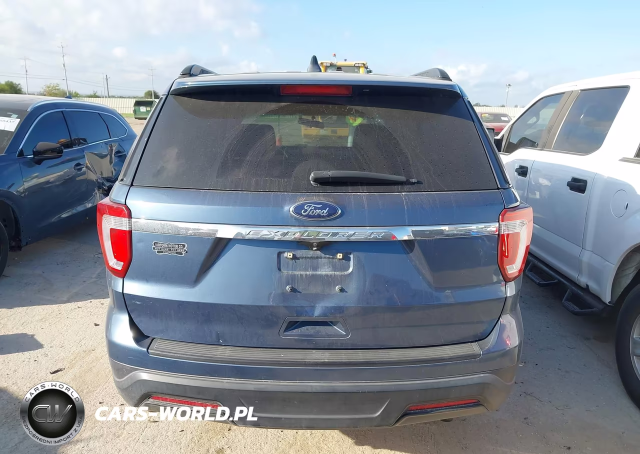 2018 Ford Explorer VIN:1FM5K7B89JGA79815 - 17