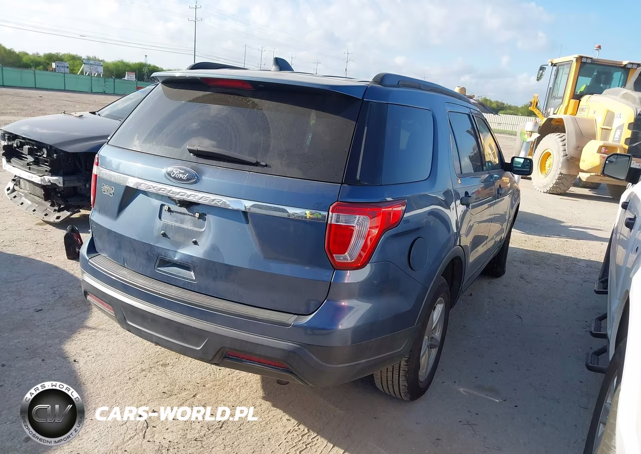 2018 Ford Explorer VIN:1FM5K7B89JGA79815 - 4