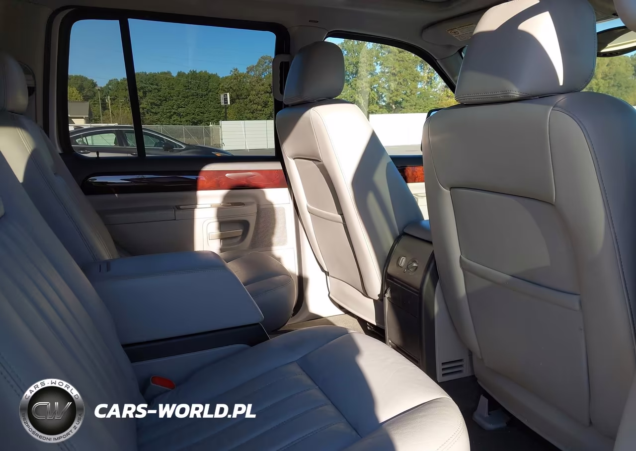 2005 Lincoln Aviator VIN:5LMEU68H05ZJ10887 - 8