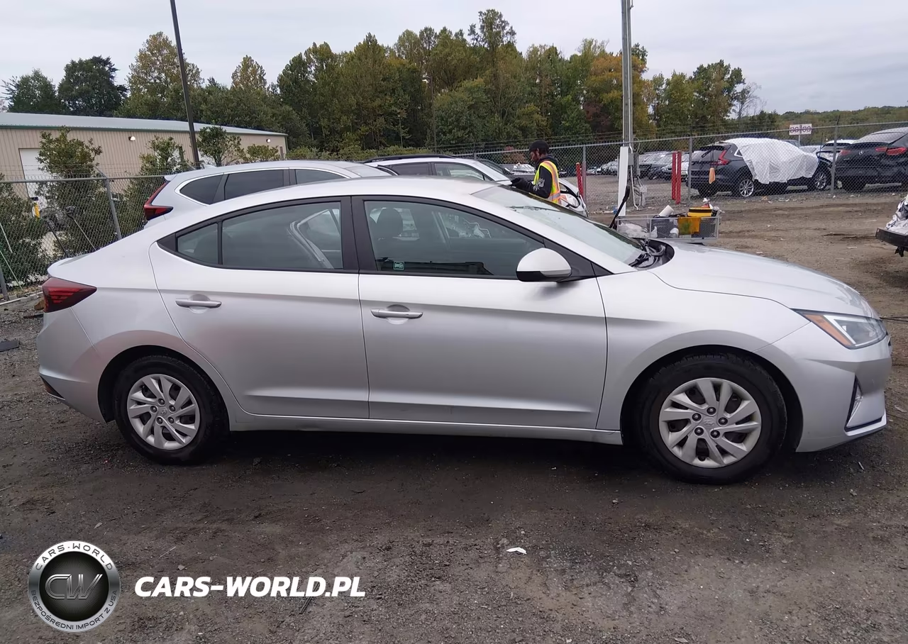 2019 Hyundai Elantra Se VIN:5NPD74LF1KH417329 - 13