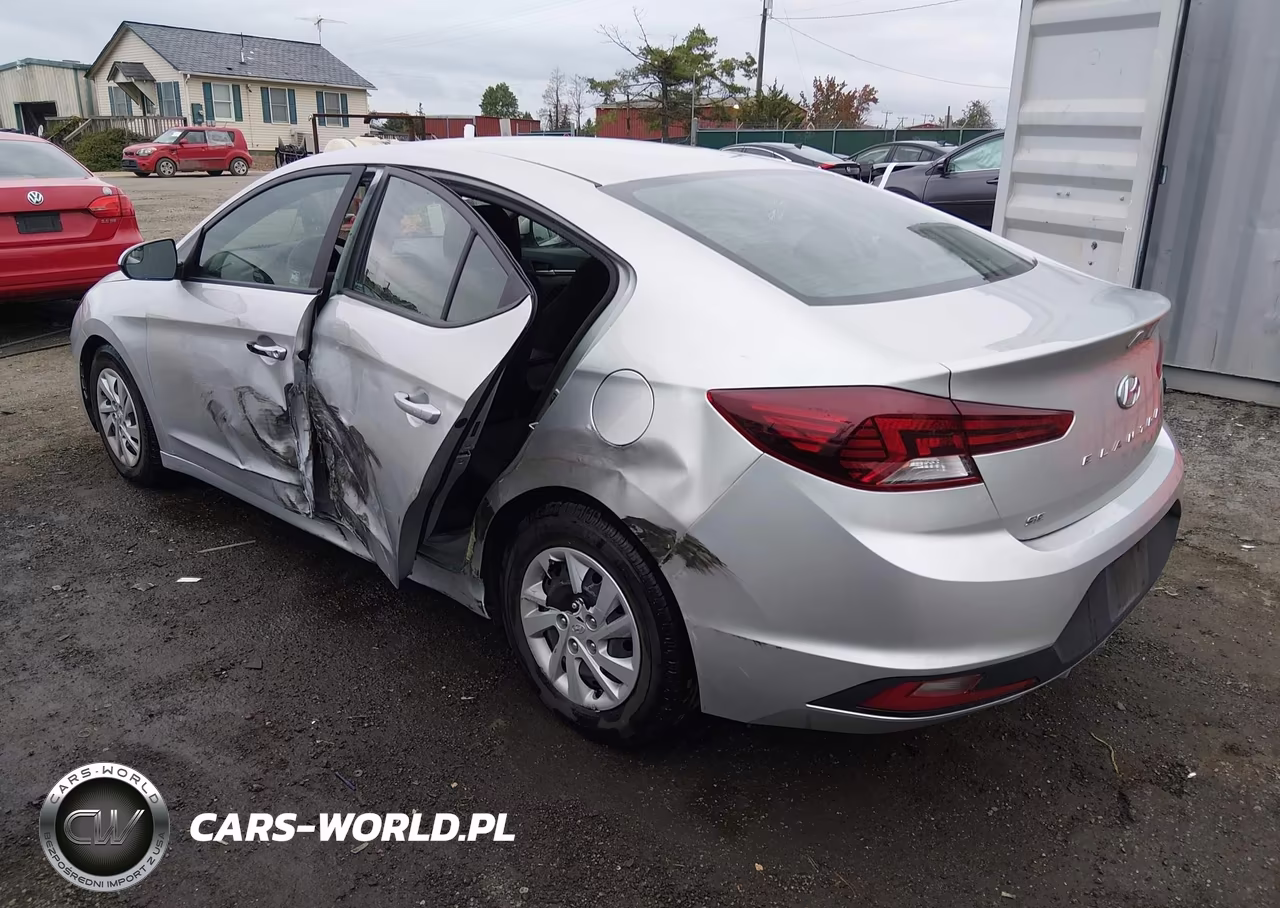 2019 Hyundai Elantra Se VIN:5NPD74LF1KH417329 - 3
