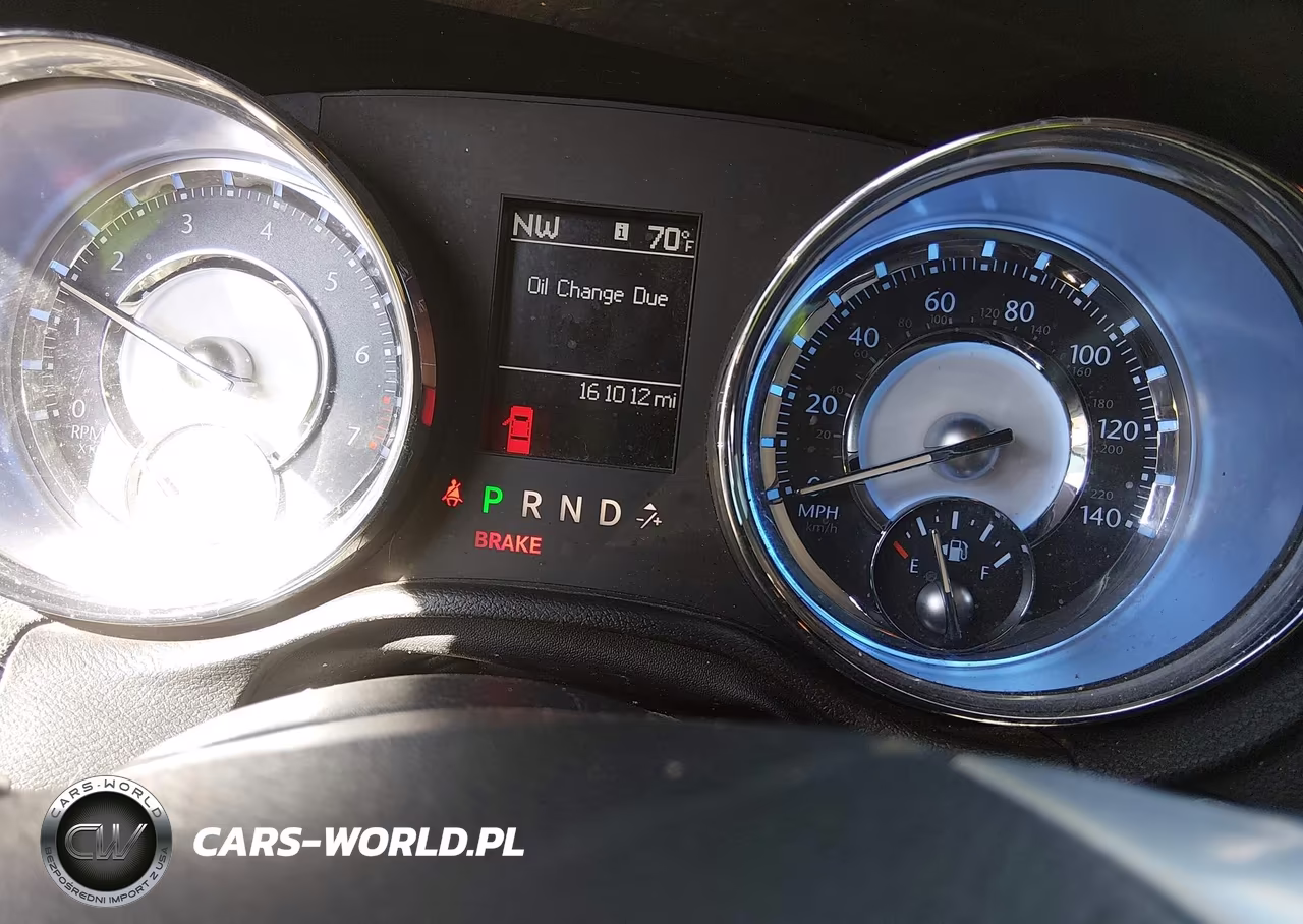 2011 Chrysler 300 Limited VIN:2C3CA5CG2BH580998 - 7