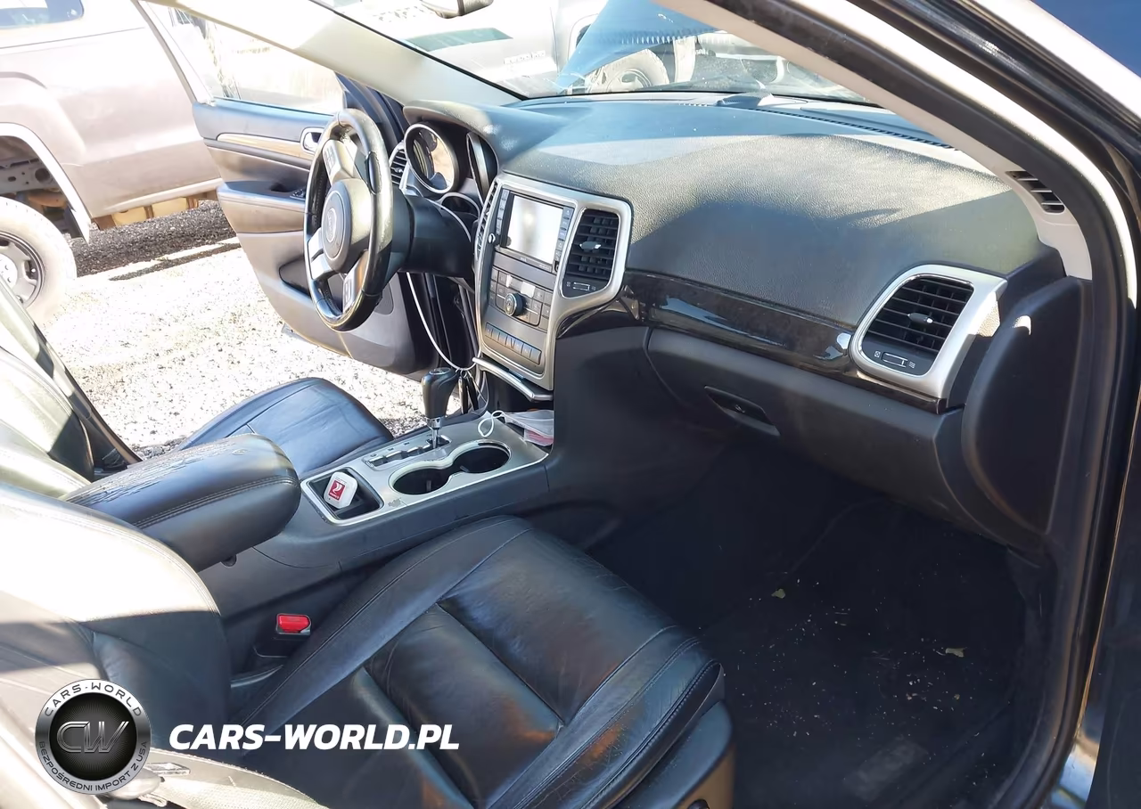2013 Jeep Grand Cherokee Laredo VIN:1C4RJFAGXDC604498 - 5