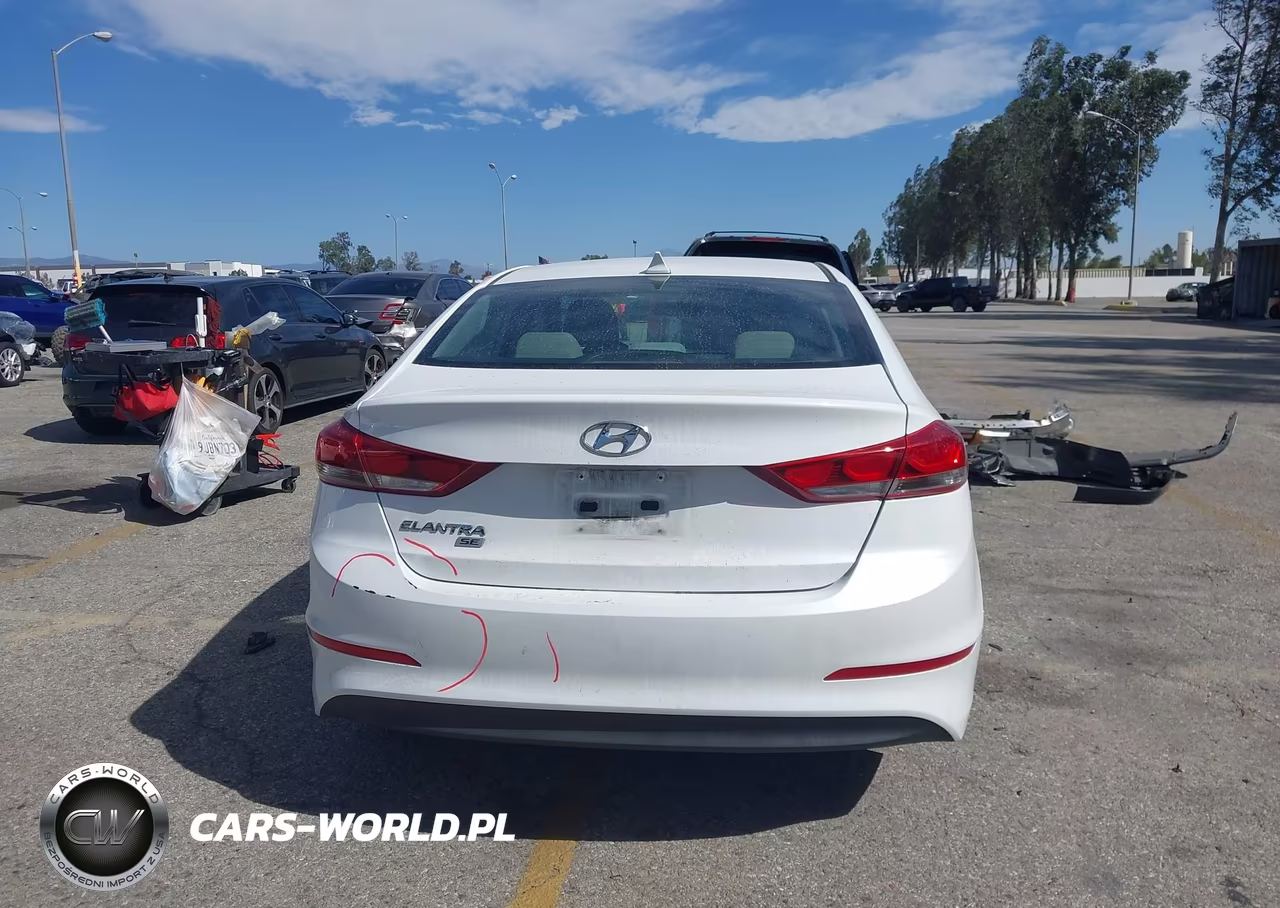 2017 Hyundai Elantra Se VIN:5NPD74LF2HH111748 - 17