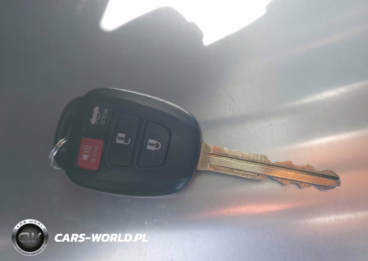 2015 Toyota Corolla Le Plus VIN:5YFBURHE0FP340152 - 11